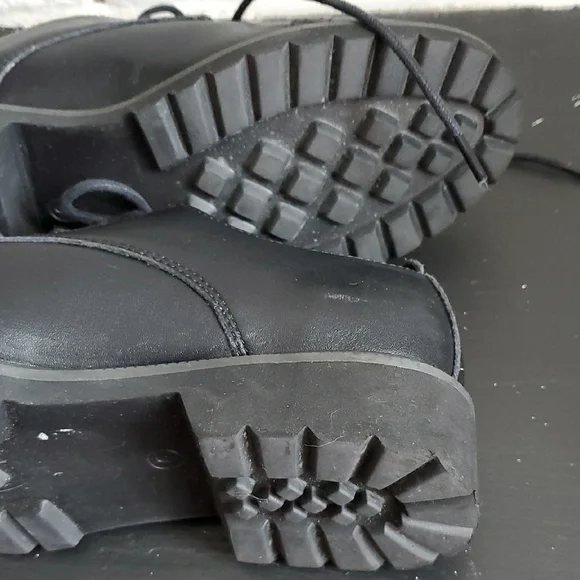 Maddison By Softmoc Classic Black Oxfords Leather Flats Boots Shows Sz 6 Preppy - Picture 11 of 12